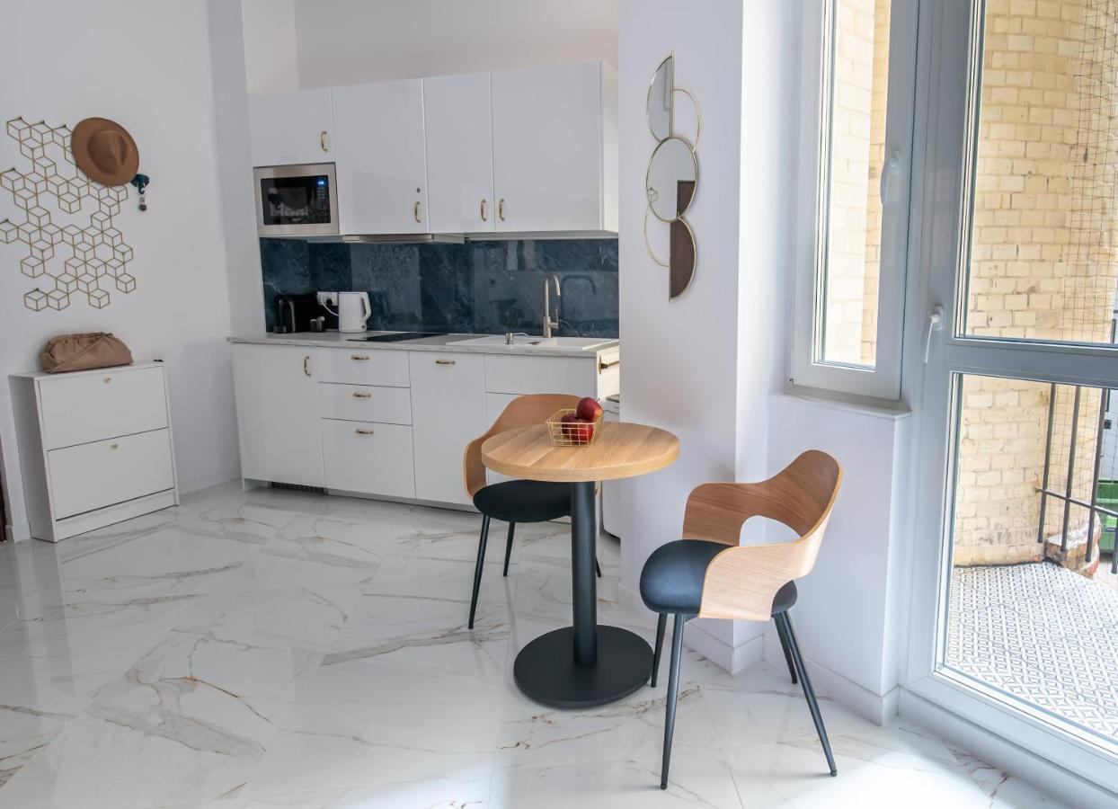 Apartamenty Yeti & Wilka W Centrum Chorzowa - Yeti Exterior photo