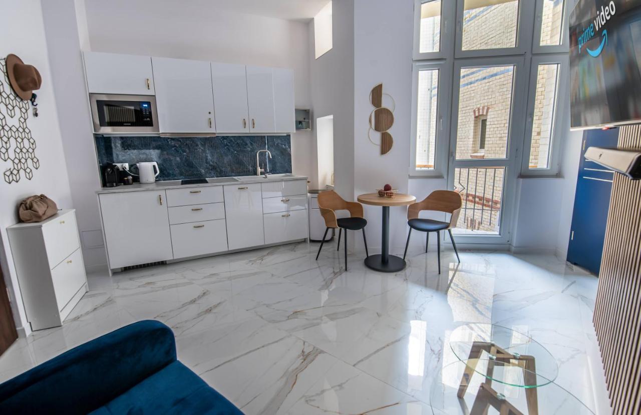 Apartamenty Yeti & Wilka W Centrum Chorzowa - Yeti Exterior photo